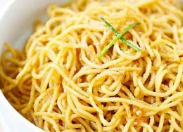 Garlic noodles
